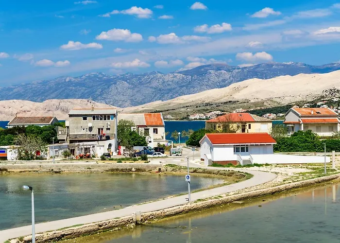 Rija Appartement Pag Town