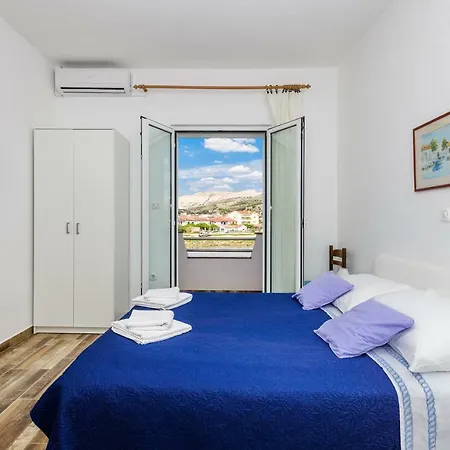 Apartment Rija *