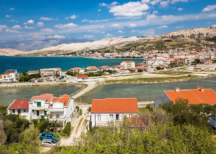 Apartment Rija Pag Town